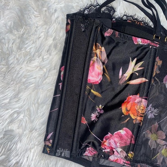 Victorias Secret Black Floral Bustier - Picture 7 of 9